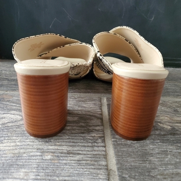 NEW Cole Haan Dakota Snakeskin Print Sandals - Picture 4 of 7